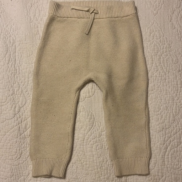 Carter’s 2 piece outfit 🍂 - Picture 4 of 5